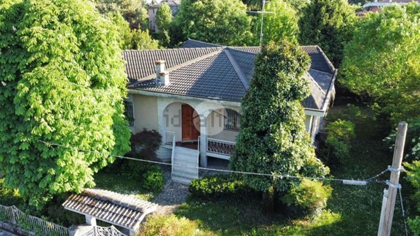 casa indipendente in vendita a Manerbio