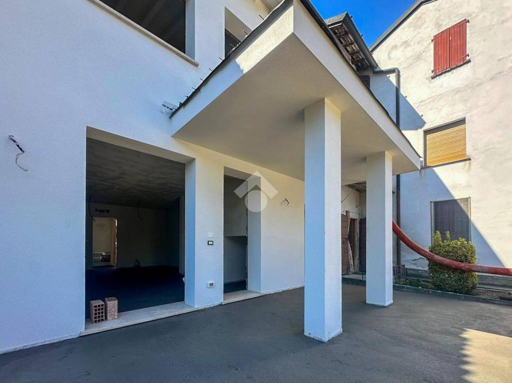 casa indipendente in vendita a Manerbio