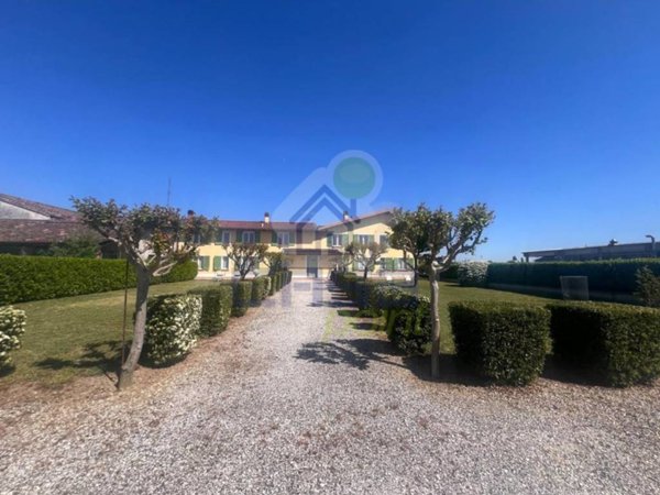 casa indipendente in vendita a Manerbio