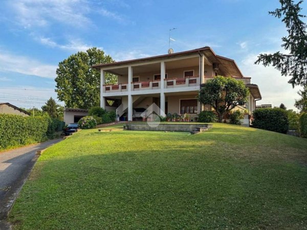 casa indipendente in vendita a Manerbio