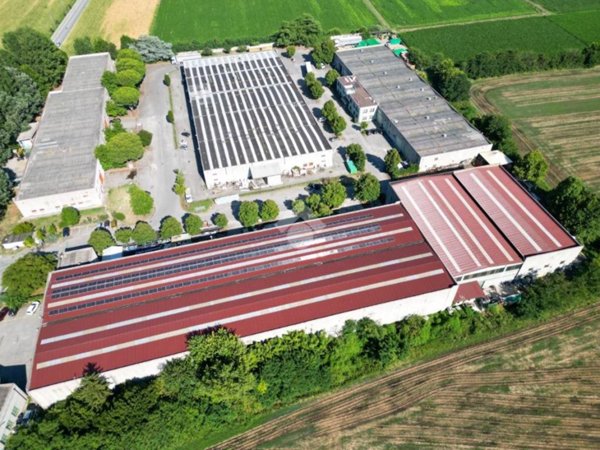 locale commerciale in vendita a Manerbio