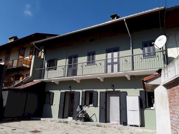 casa indipendente in vendita a Cavagnolo
