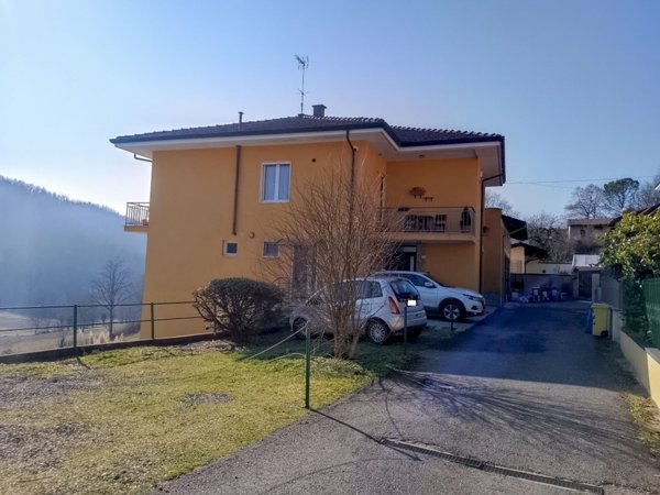 casa indipendente in vendita a Cavagnolo