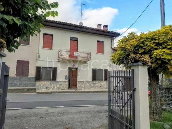 casa indipendente in vendita a Cavagnolo