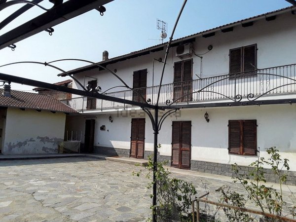 casa indipendente in vendita a Cavagnolo