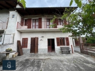 casa indipendente in vendita a Cavagnolo