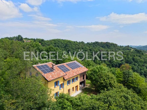 casa indipendente in vendita a Cavagnolo