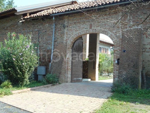 casa indipendente in vendita a Cavagnolo