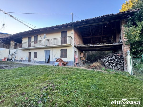casale in vendita a Cavagnolo