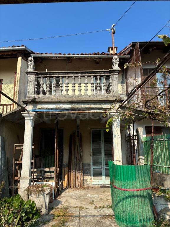 casa indipendente in vendita a Cavagnolo