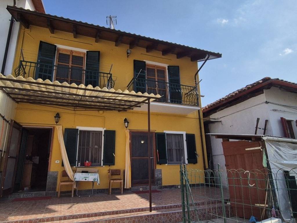 casa indipendente in vendita a Cavagnolo
