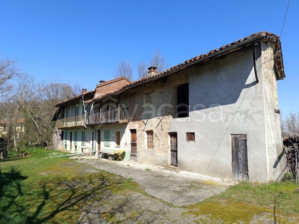 casa indipendente in vendita a Cavagnolo