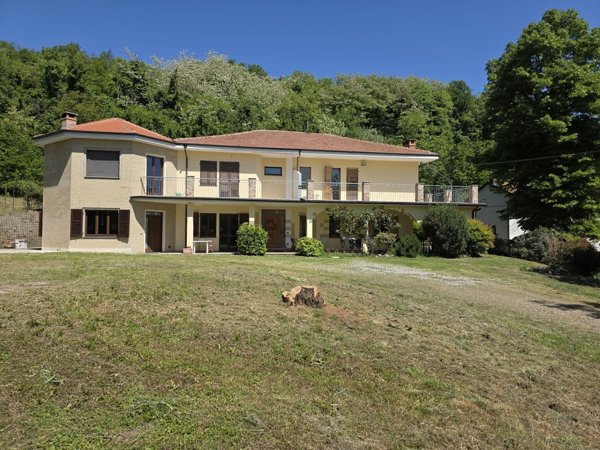 casa indipendente in vendita a Cavagnolo