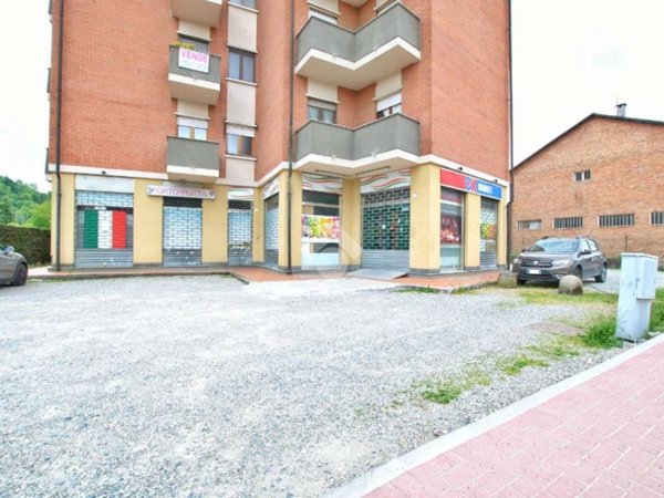 negozio in vendita a Cavagnolo