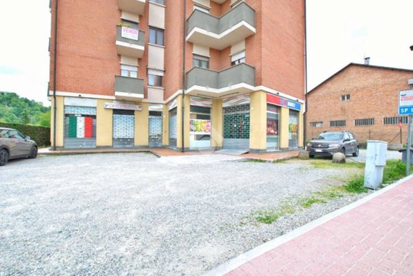 negozio in vendita a Cavagnolo