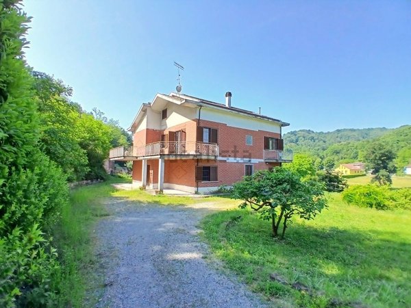 casa indipendente in vendita a Cavagnolo