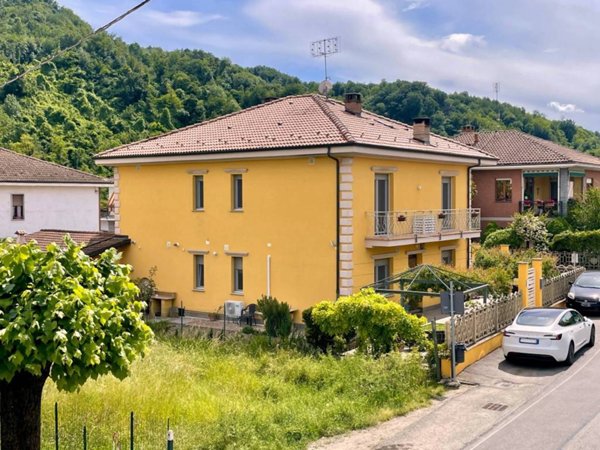casa indipendente in vendita a Cavagnolo