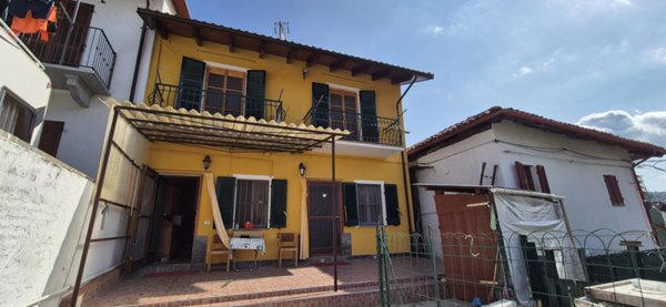 casa indipendente in vendita a Cavagnolo