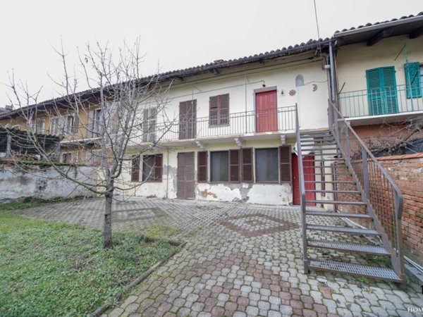 casa indipendente in vendita a Cavagnolo