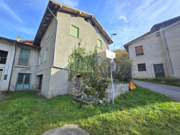 casa indipendente in vendita a Marcheno