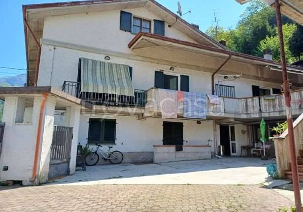 casa indipendente in vendita a Marcheno in zona Parte