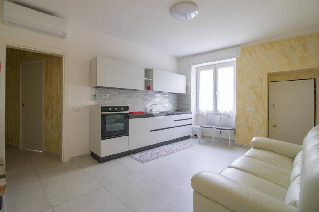 casa indipendente in vendita a Marcheno in zona Aleno