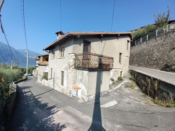 appartamento in vendita a Marone