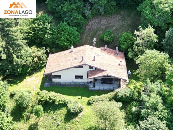 casa indipendente in vendita a Marone