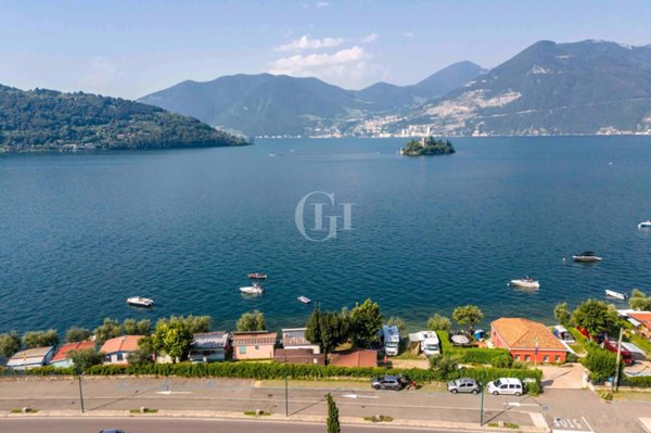 casa indipendente in vendita a Marone