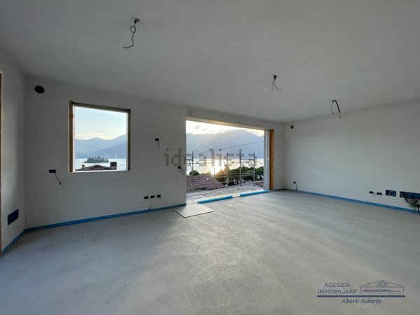 casa indipendente in vendita a Marone