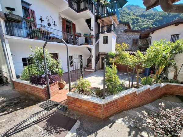 appartamento in vendita a Marone