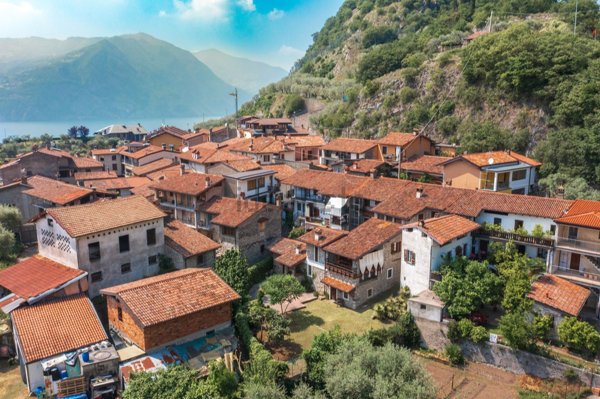 appartamento in vendita a Marone