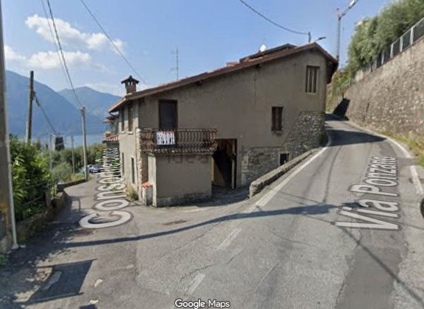 casa indipendente in vendita a Marone