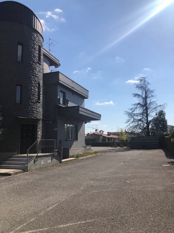 negozio in vendita a Mazzano in zona Molinetto