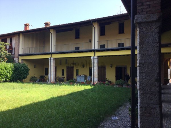 villa in vendita a Mazzano in zona Ciliverghe