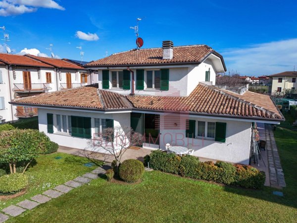 casa indipendente in vendita a Mazzano in zona Ciliverghe