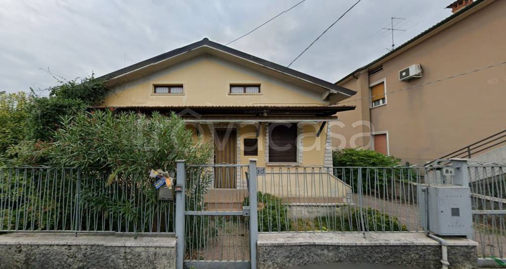 casa indipendente in vendita a Mazzano