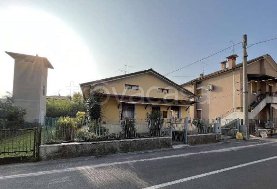 casa indipendente in vendita a Mazzano