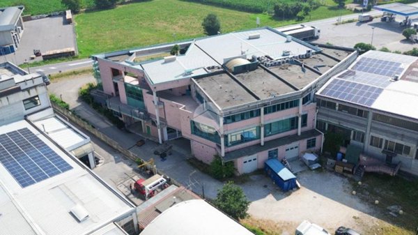 locale commerciale in vendita a Mazzano in zona Molinetto