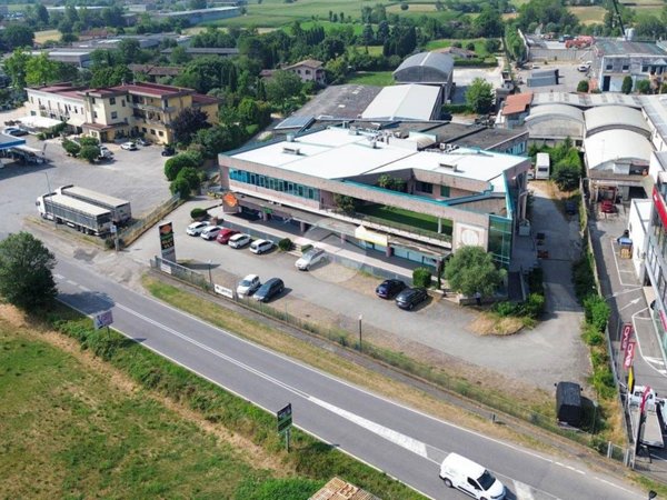 locale commerciale in vendita a Mazzano in zona Molinetto