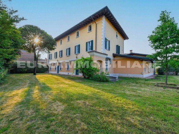 villa in vendita a Mazzano in zona Molinetto