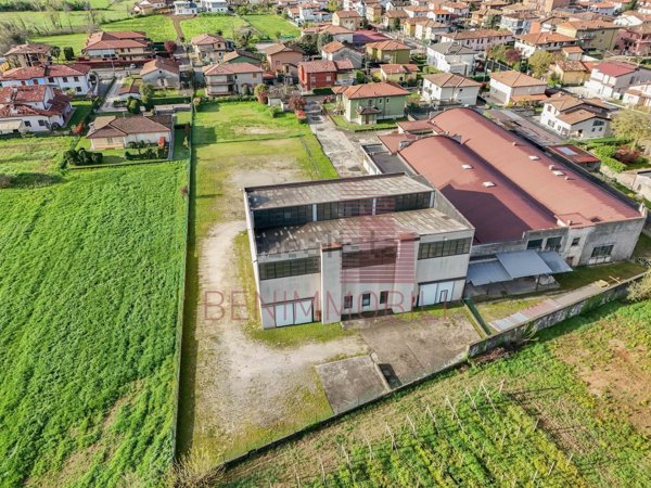 capannone in vendita a Mazzano in zona Molinetto