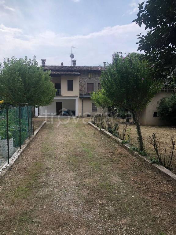 casa indipendente in vendita a Mazzano