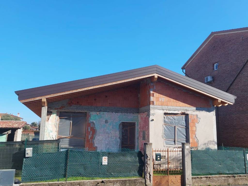 casa indipendente in vendita a Mazzano in zona Molinetto