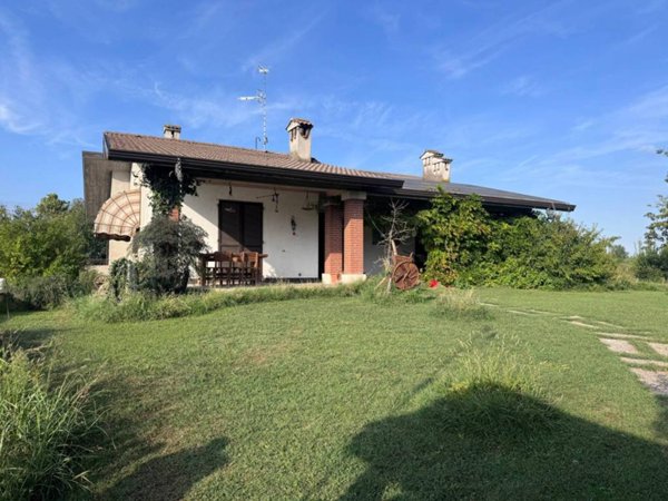 casa indipendente in vendita a Mazzano in zona Molinetto