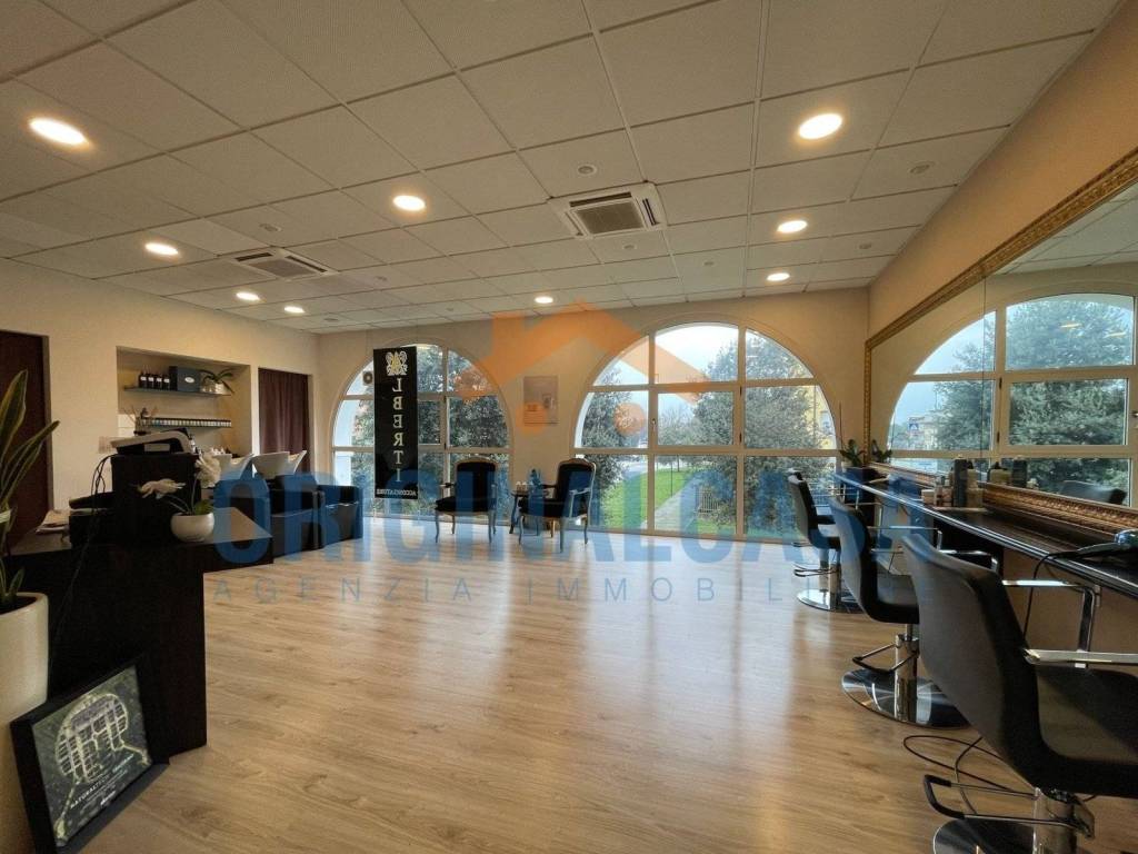 negozio in vendita a Mazzano