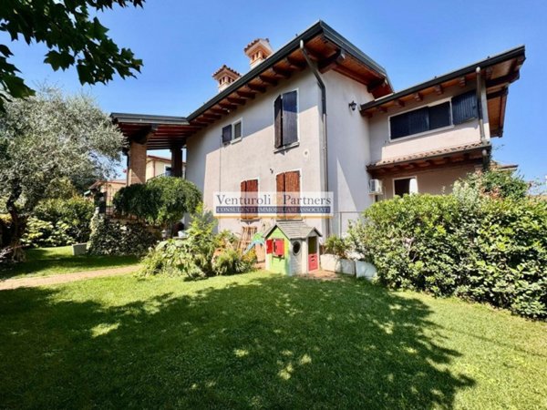 casa indipendente in vendita a Mazzano in zona Molinetto