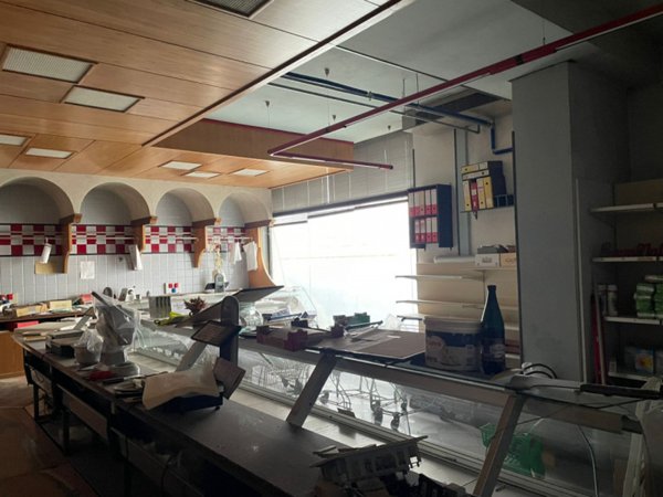 negozio in vendita a Mazzano in zona Molinetto