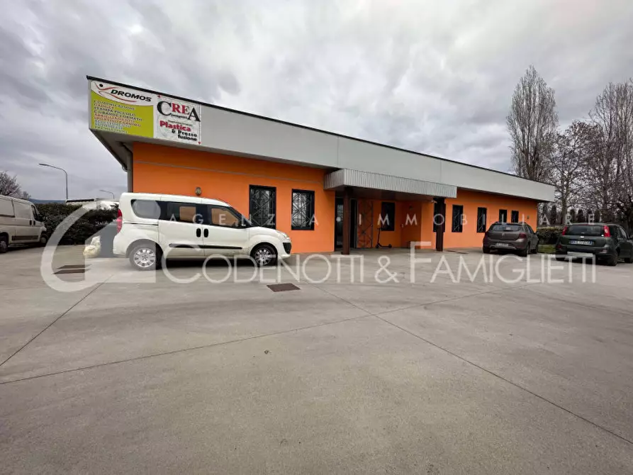 negozio in vendita a Mazzano in zona Molinetto