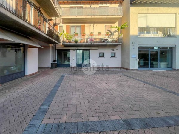 locale commerciale in vendita a Mazzano